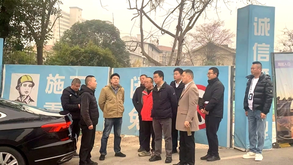 595ea7eb4770b0bbe0bef00d19b4038a_副本.jpg